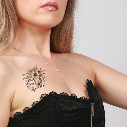 Tatuaggio con fotocamera