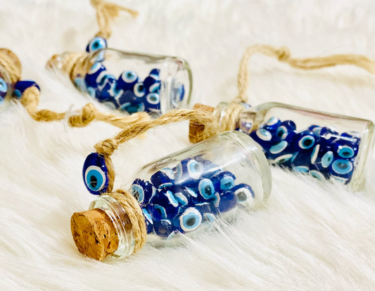 Tatouage oeil de protection de Zoe Kravitz