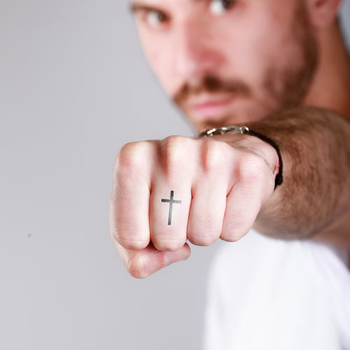 Tatuaggi con croce