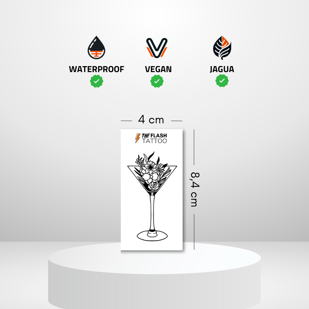 Tatouage éphémère pour femme verre de martini avec fleurs